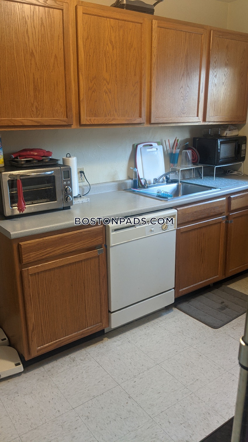 QUINCY - NORTH QUINCY - 2 Beds, 1 Bath - Image 7