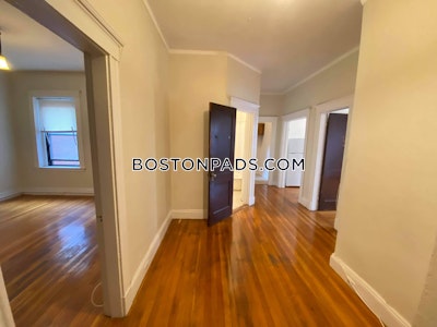 Malden 2 Bed 1 Bath MALDEN $2,100 - $2,600 No Fee