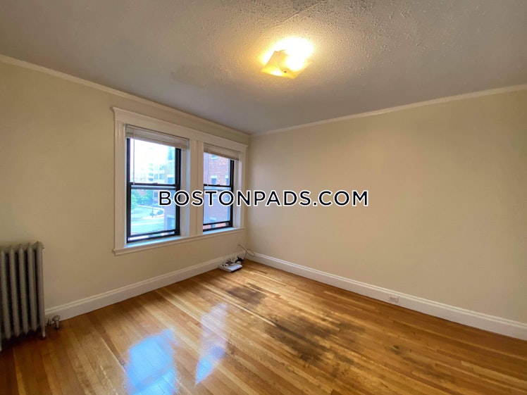 Washington St., Malden