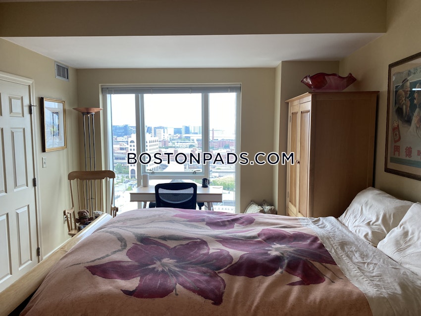 BOSTON - CHINATOWN - 2 Beds, 2 Baths - Image 12