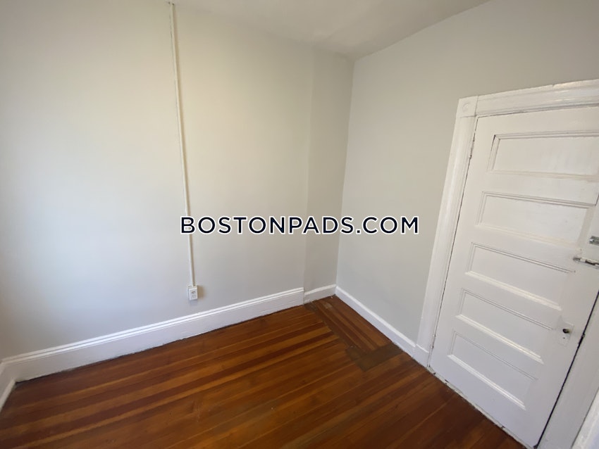 BOSTON - ROXBURY - 3 Beds, 1 Bath - Image 29