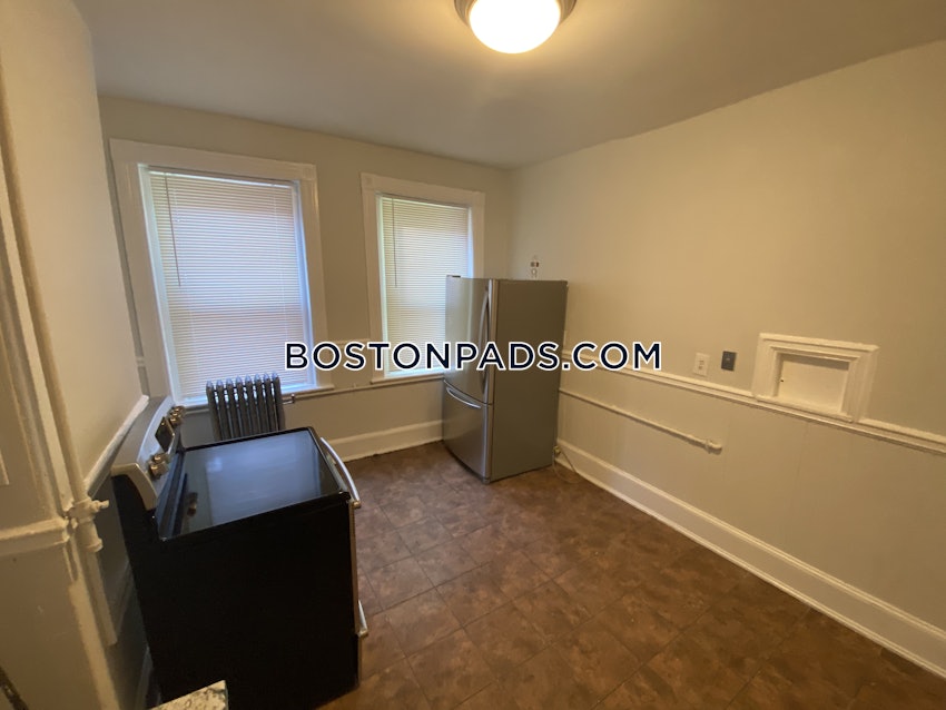 BOSTON - ROXBURY - 3 Beds, 1 Bath - Image 4