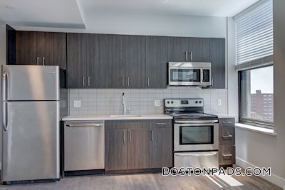 Lynn 2 Bed 2 Bath LYNN $2,100 - $2,750