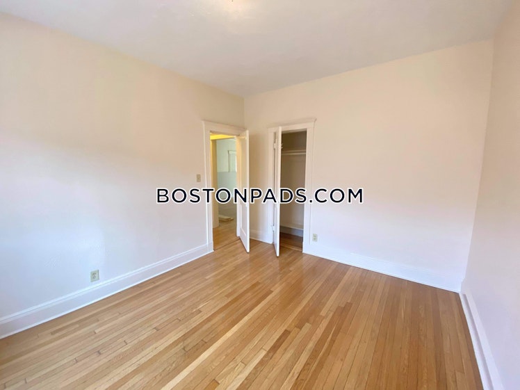 Alton Place, Brookline