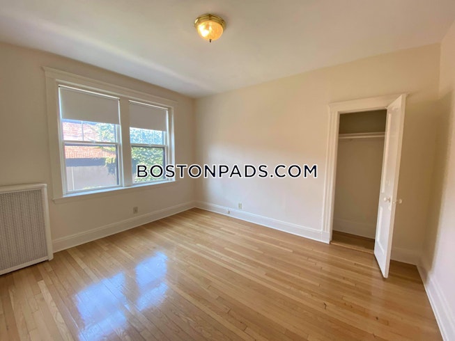 Brookline - $4,500+ /mo