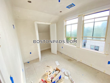 Boston - 2 Beds, 1 Baths