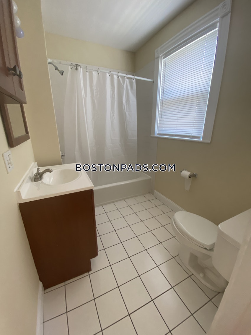 BOSTON - LOWER ALLSTON - 5 Beds, 3 Baths - Image 6