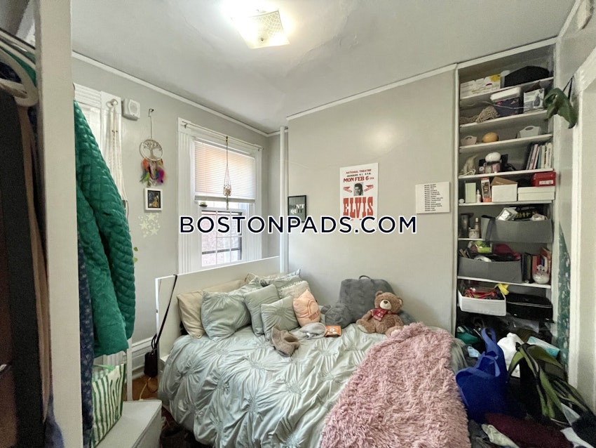 BOSTON - BEACON HILL - 2 Beds, 1 Bath - Image 1