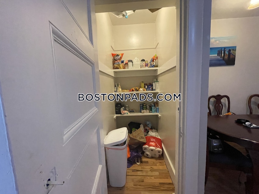 BOSTON - FENWAY/KENMORE - 3 Beds, 2 Baths - Image 19