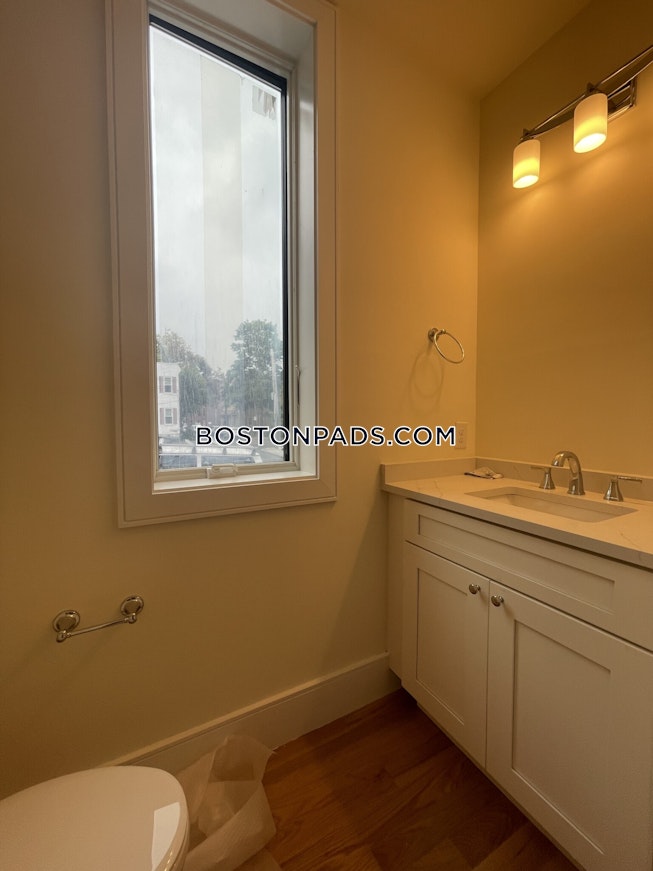 Brookline - $5,200+ /mo