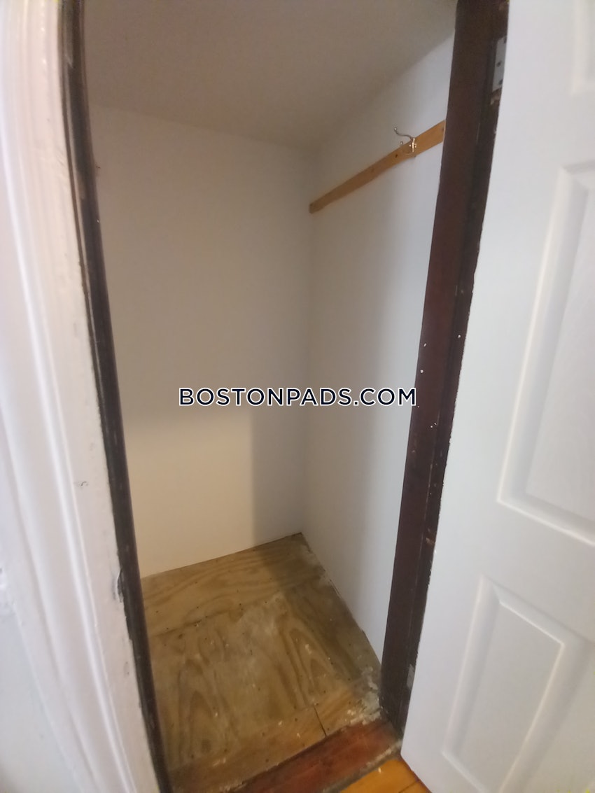 BOSTON - ROXBURY - 3 Beds, 1 Bath - Image 63