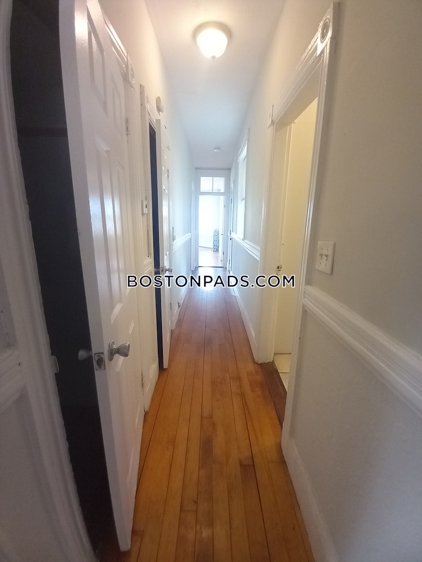 BOSTON - ROXBURY - 3 Beds, 1 Bath - Image 22