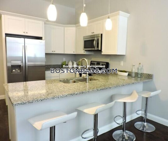 Quincy - $3,300+ /mo