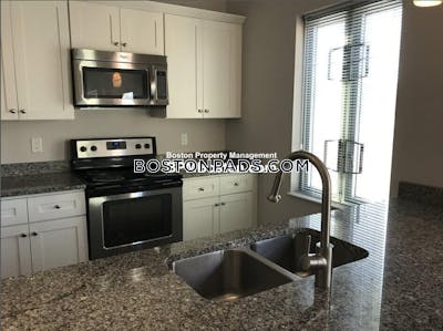 Quincy 3 Beds 2 Baths  Quincy Center - $3,300 No Fee
