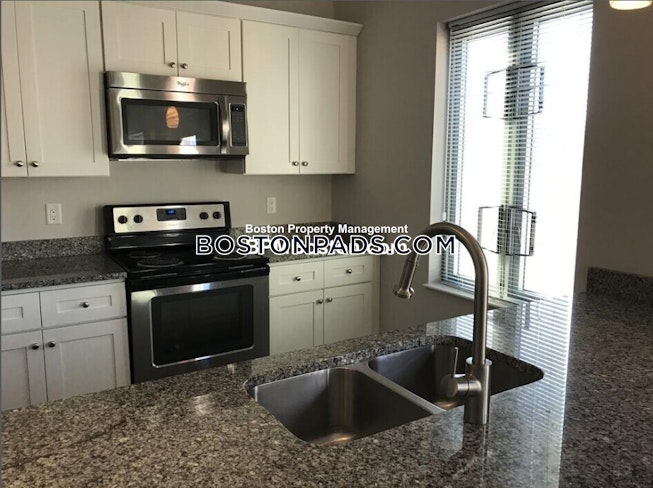 Quincy - $3,300+ /mo