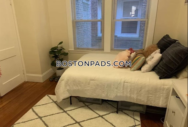 Boston - $5,000+ /mo