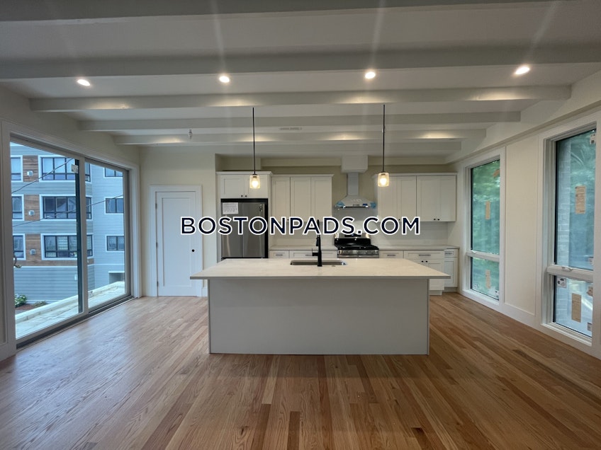 Brookline - $5,200+ /month