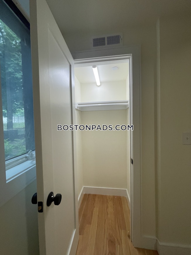 Brookline - $5,200+ /mo