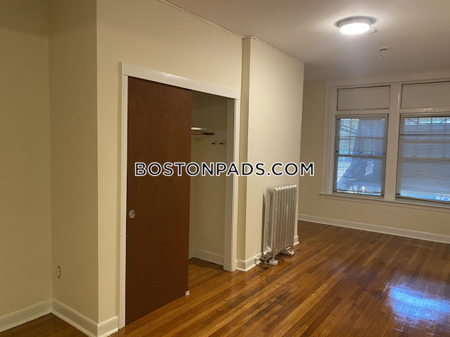 Boston - $2,000+ /mo