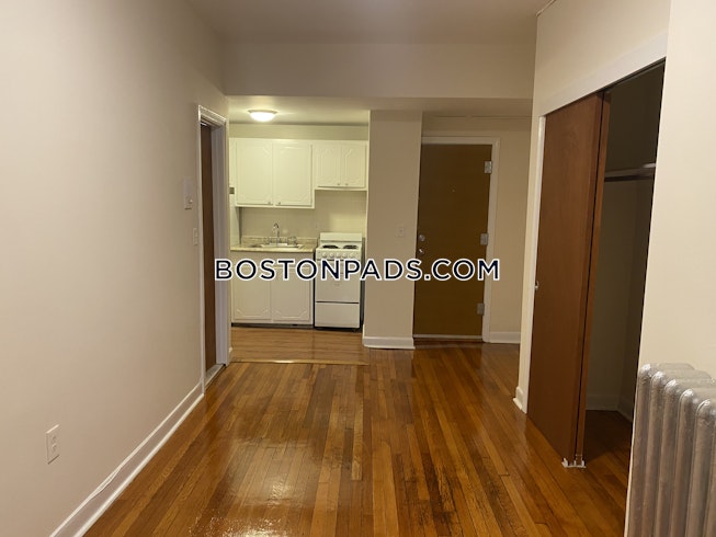 Boston - $2,000+ /mo