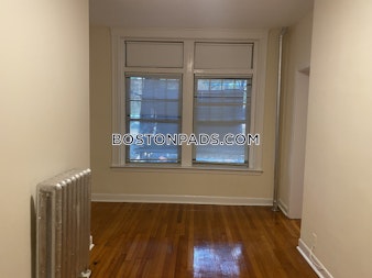 Commonwealth Ave. Boston