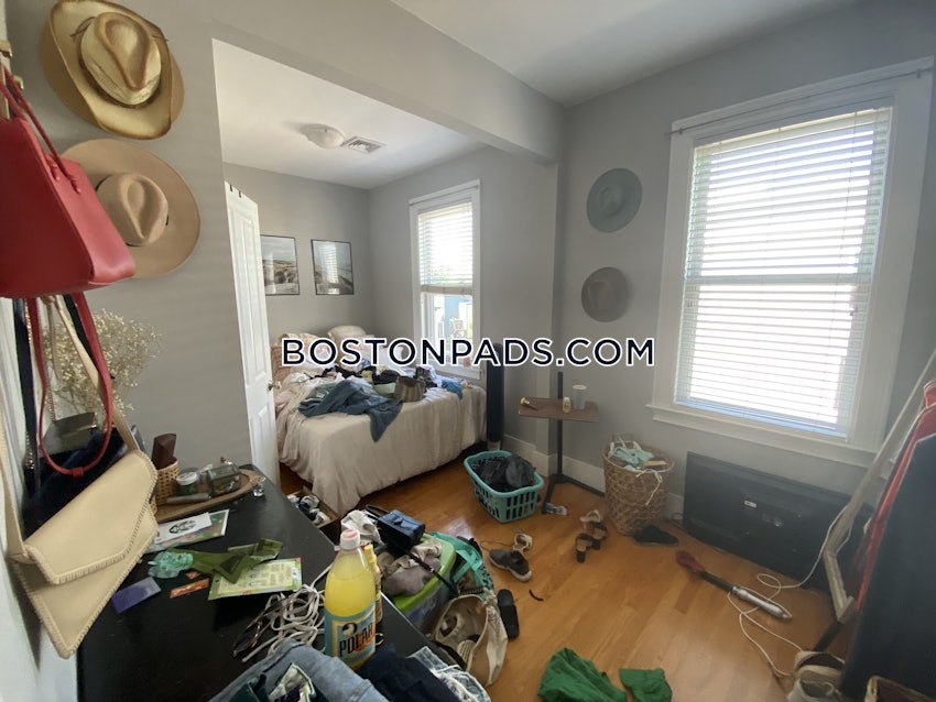 BOSTON - SOUTH BOSTON - ANDREW SQUARE - 4 Beds, 1 Bath - Image 47