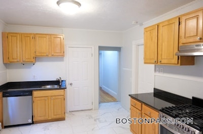 Dorchester 4 Beds 1 Bath Boston - $2,800 No Fee