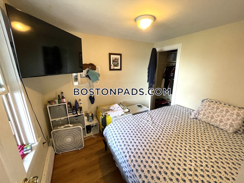 BOSTON - SOUTH BOSTON - ANDREW SQUARE - 3 Beds, 1 Bath - Image 11