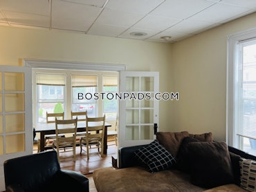 Boston - 6 Beds, 2 Baths