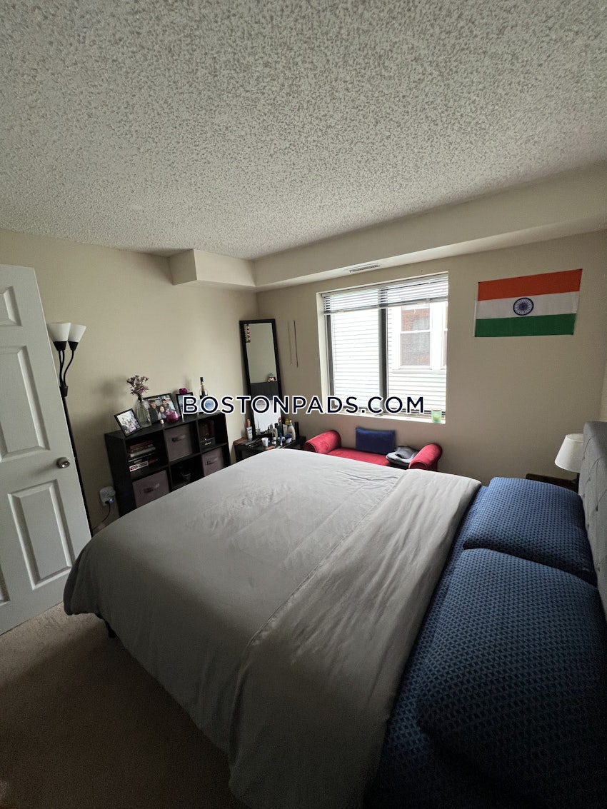 CAMBRIDGE - CENTRAL SQUARE/CAMBRIDGEPORT - 3 Beds, 2 Baths - Image 5