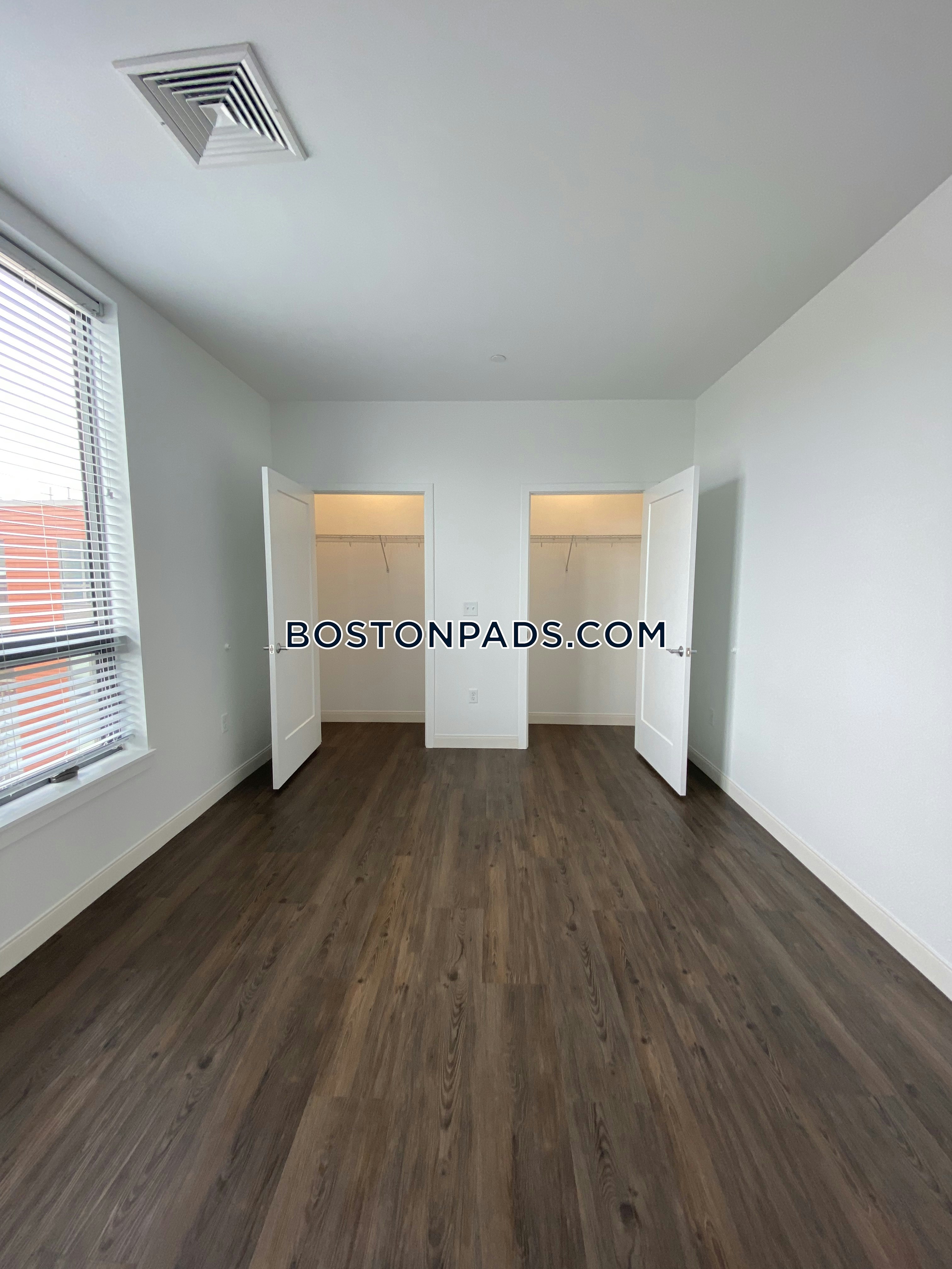 Newton - 2 Beds, 2 Baths