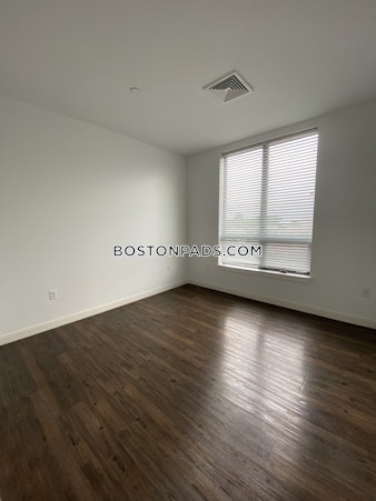 Washington St. Newton