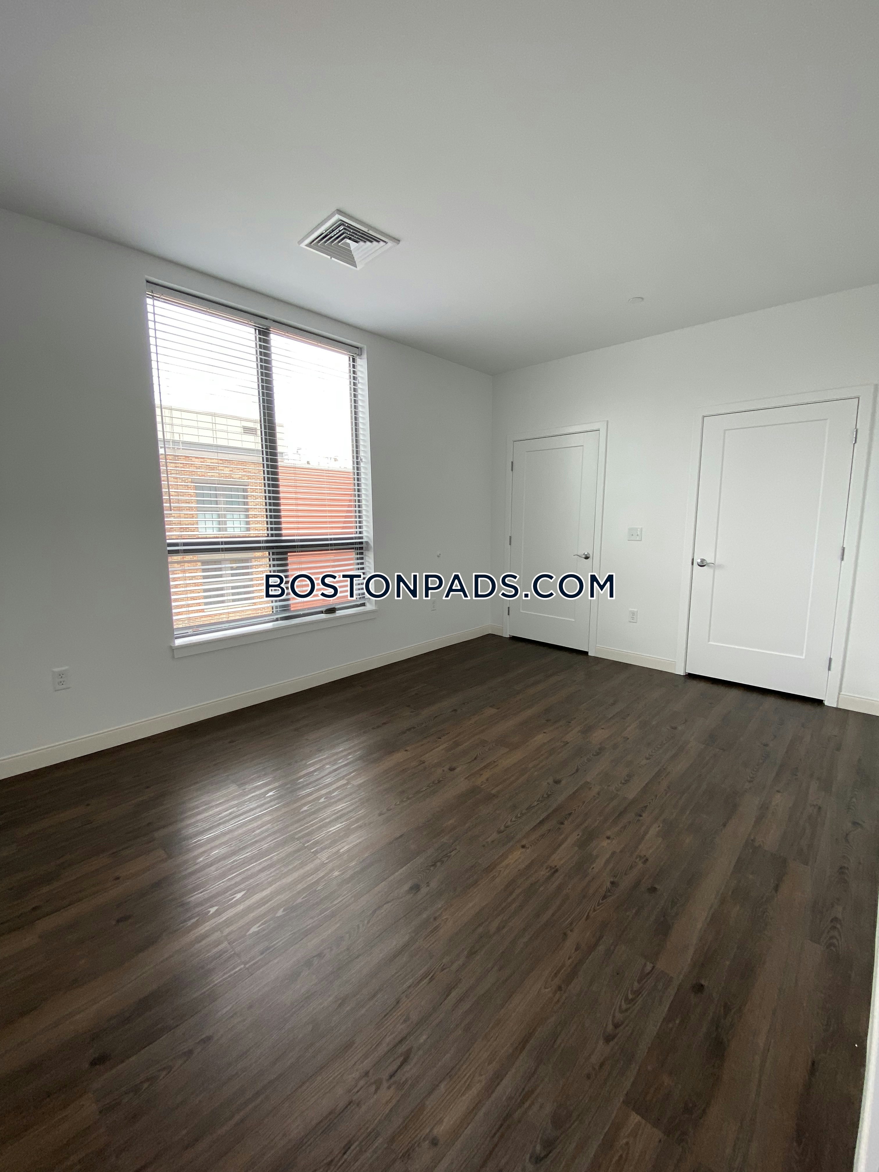 Newton - 2 Beds, 2 Baths