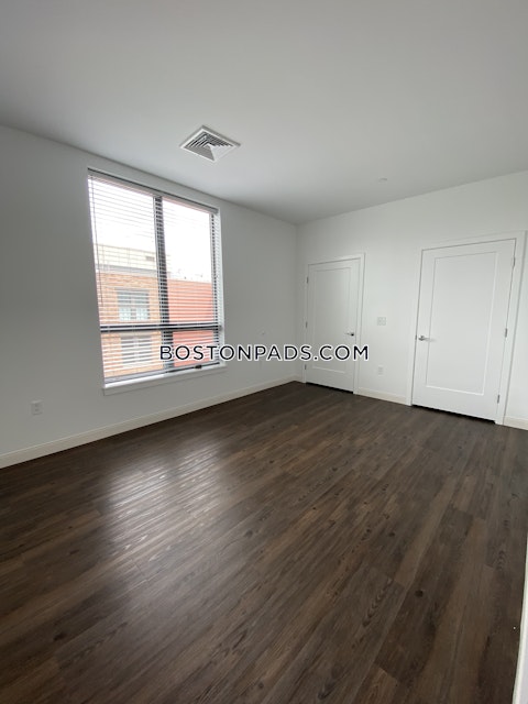 Washington St. Newton photo 2