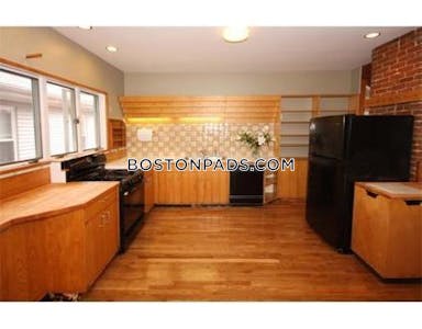 Allston 5 Bed, 2 Bath Unit Boston - $4,500