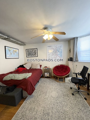 Boston - 0 Beds, 1 Baths