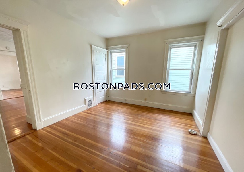 BOSTON - DORCHESTER - SAVIN HILL - 4 Beds, 2 Baths - Image 5