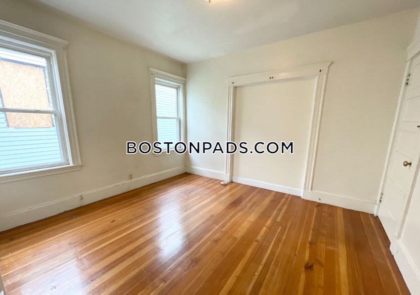 BOSTON - DORCHESTER - SAVIN HILL - 4 Beds, 2 Baths - Image 4