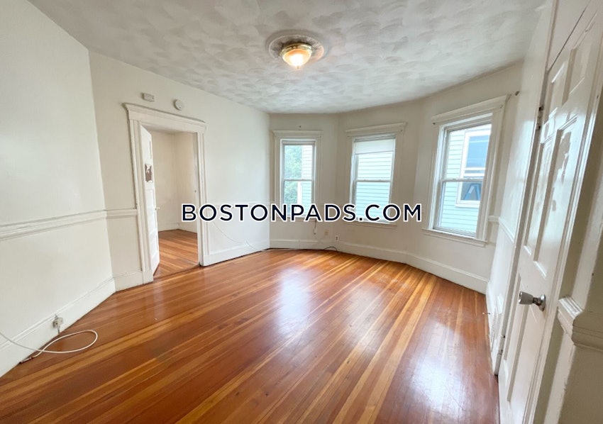 BOSTON - DORCHESTER - SAVIN HILL - 4 Beds, 2 Baths - Image 3