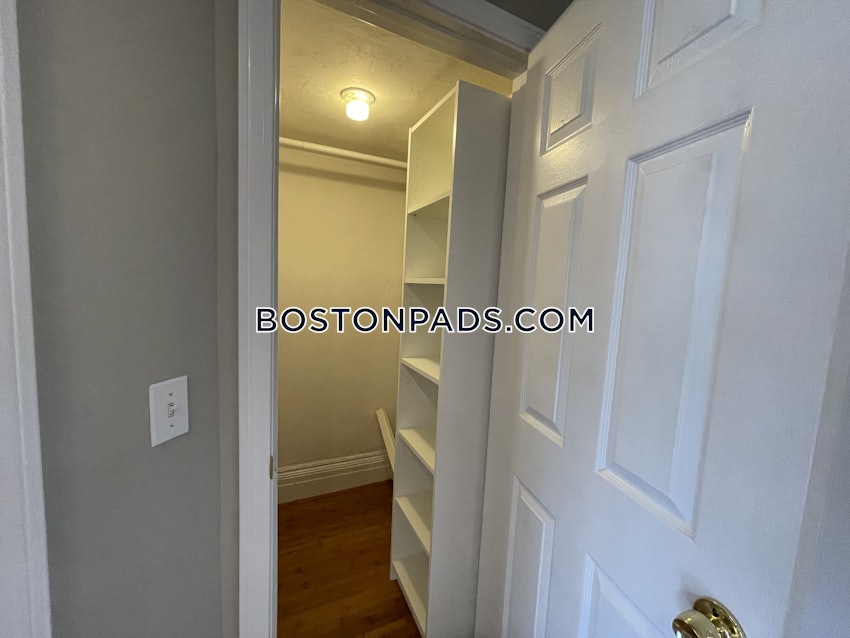 BOSTON - BACK BAY - 1 Bed, 1 Bath - Image 17
