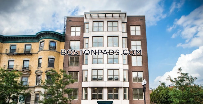Boston - $3,200+ /mo