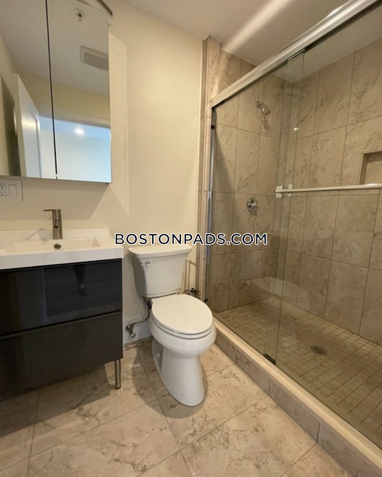 Commonwealth Ave., Boston