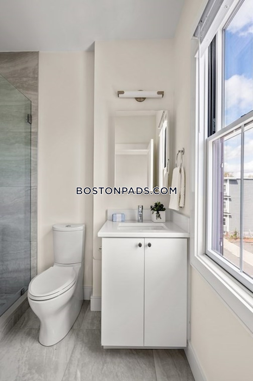 BOSTON - EAST BOSTON - JEFFRIES POINT - 5 Beds, 3 Baths - Image 21