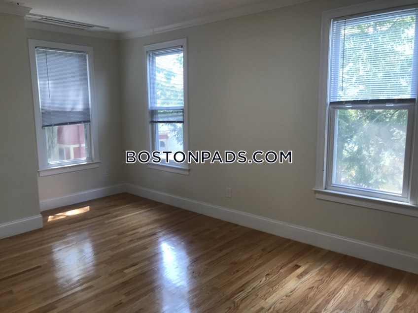 Brookline - $5,900+ /month