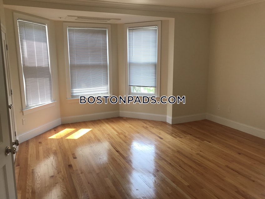Brookline - $5,900+ /month