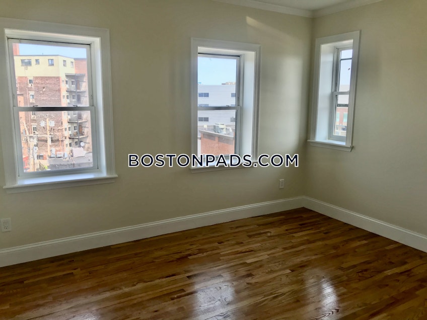 Boston - $5,700+ /month