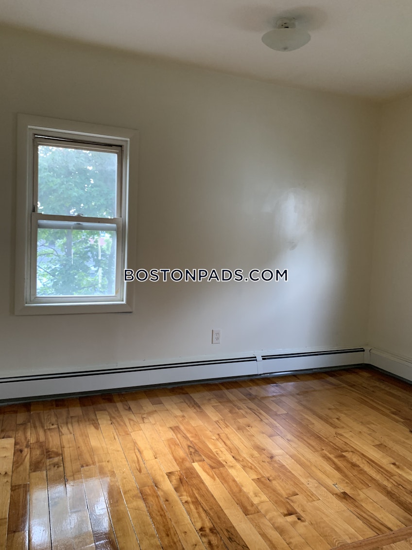 Boston - $4,600+ /month