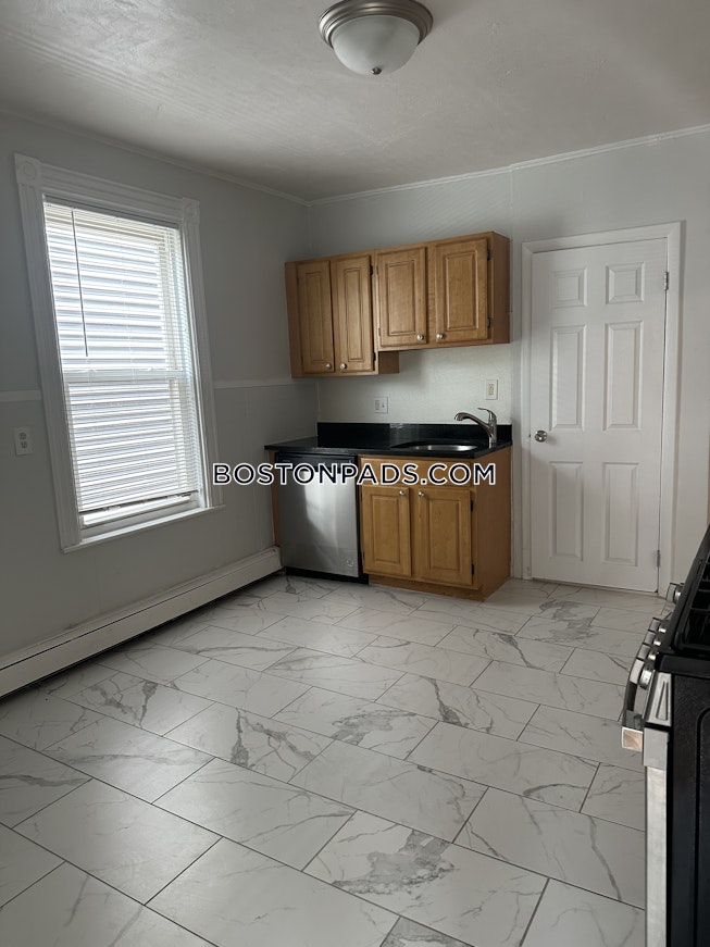 Boston - $2,400+ /mo