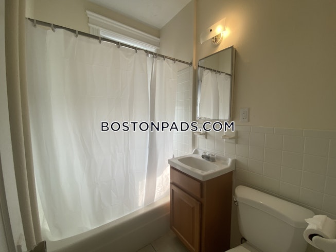 Boston - $2,400+ /mo