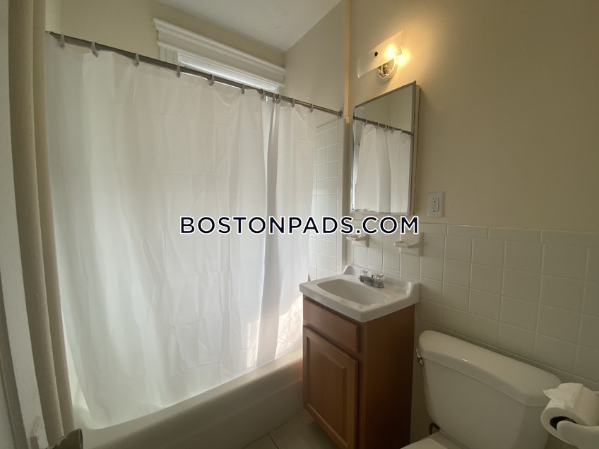 Boston - $2,400+ /month